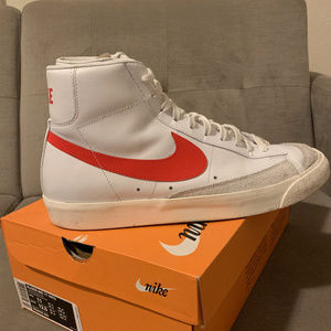 Blazer Mid '77 VNTG Men's 11 Wmn's 12.5
